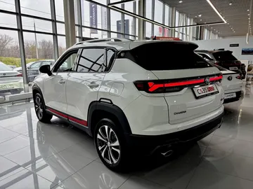 Купить Changan CS35 Plus, I Рестайлинг Белый 1.4 AMT (150 л.с.) от 2119900 ₽. в Самаре