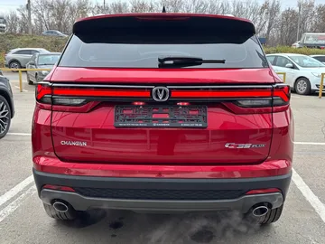 Купить Changan CS35 Plus, I Рестайлинг Красный 1.4 AMT (150 л.с.) от 2679900 ₽. в Самаре