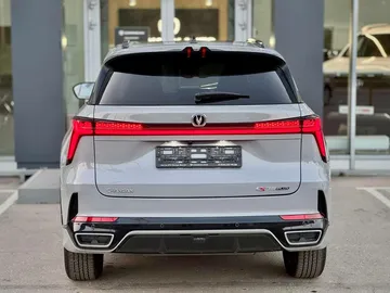 Купить Changan CS75 Plus, III Серый 2.0 AT (233 л.с.) от 3799900 ₽. в Самаре