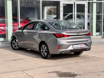 Купить Changan Eado Plus, I Серый 1.4 AMT (155 л.с.) от 2109900 ₽. в Самаре