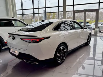 Купить Changan Lamore, I Белый 1.5 AMT (181 л.с.) от 2419900 ₽. в Самаре