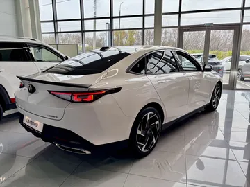 Купить Changan Lamore, I Белый 1.5 AMT (181 л.с.) от 2419900 ₽. в Самаре
