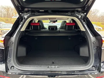 Купить Changan UNI-S (CS55 Plus), I Черный 1.5 AMT (181 л.с.) от 3009900 ₽. в Самаре