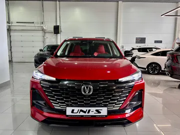 Купить Changan UNI-S (CS55 Plus), I Красный 1.5 AMT (181 л.с.) от 3009900 ₽. в Самаре