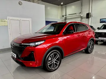 Купить Changan UNI-S (CS55 Plus), I Красный 1.5 AMT (181 л.с.) от 3009900 ₽. в Самаре