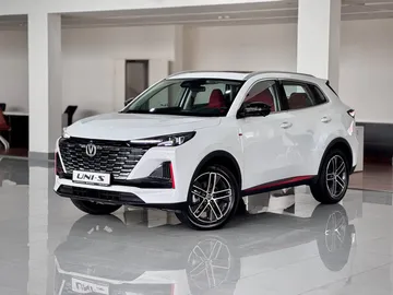 Купить Changan UNI-S (CS55 Plus), I Белый 1.5 AMT (181 л.с.) от 2599900 ₽. в Самаре