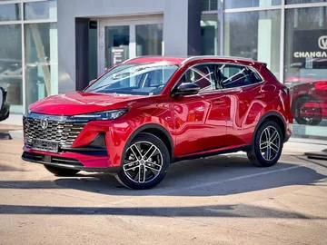 Купить Changan UNI-S (CS55 Plus), I Красный 1.5 AMT (181 л.с.) от 2599900 ₽. в Самаре