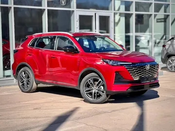 Купить Changan UNI-S (CS55 Plus), I Красный 1.5 AMT (181 л.с.) от 2599900 ₽. в Самаре