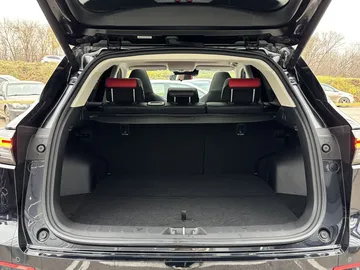 Купить Changan UNI-S (CS55 Plus), I Черный 1.5 AMT (181 л.с.) от 2609900 ₽. в Самаре