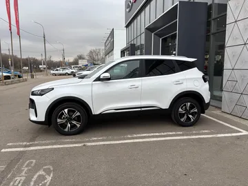 Купить Chery Tiggo 4, I Рестайлинг 2 Белый 1.5 AMT (147 л.с.) от 2040000 ₽. в Самаре
