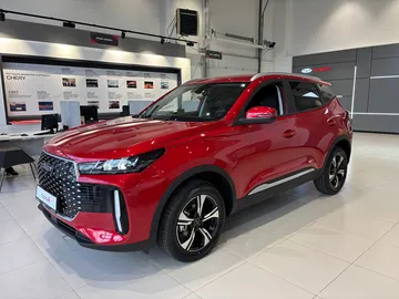 Купить Chery Tiggo 4, I Рестайлинг 2 Красный 1.5 AMT (147 л.с.) от 1890000 ₽. в Самаре
