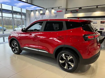 Купить Chery Tiggo 4, I Рестайлинг 2 Красный 1.5 AMT (147 л.с.) от 1890000 ₽. в Самаре