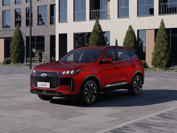 Купить CHERY Tiggo 4, I Рестайлинг 2 Красный 1.5 AMT (147 л.с.) от 1890000 ₽. в Самаре