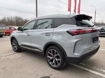 Купить Chery Tiggo 7L, I Серый 1.6 AMT (150 л.с.) 4WD от 2629000 ₽. в Самаре