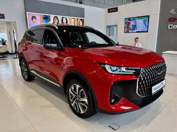 Купить Chery Tiggo 7L, I Красный 1.6 AMT (150 л.с.) от 2399000 ₽. в Самаре