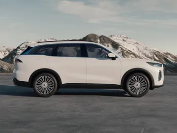 Купить Chery Tiggo 9, I Белый 2.0 AT (245 л.с.) 4WD от 3990000 ₽. в Самаре